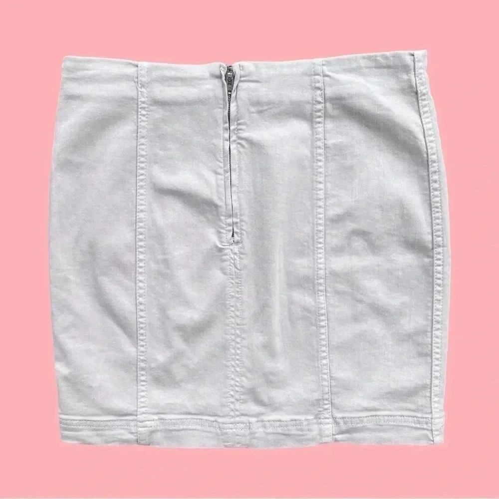 Free People Size 6 Light Pink Mini Skirt - Picture 2 of 5